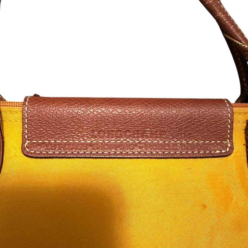 LONGCHAMP MUSTARD YELLOW AND BROWN LEATHER SHOULDER BAG - Picture 9 of 9